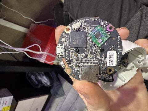 IPC-C22E-S2-v2：照片